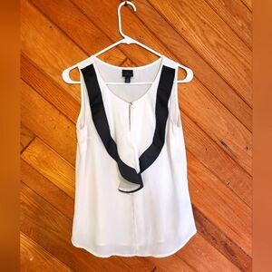 Worthington Women's small sleeveless black and white ruffled blouse